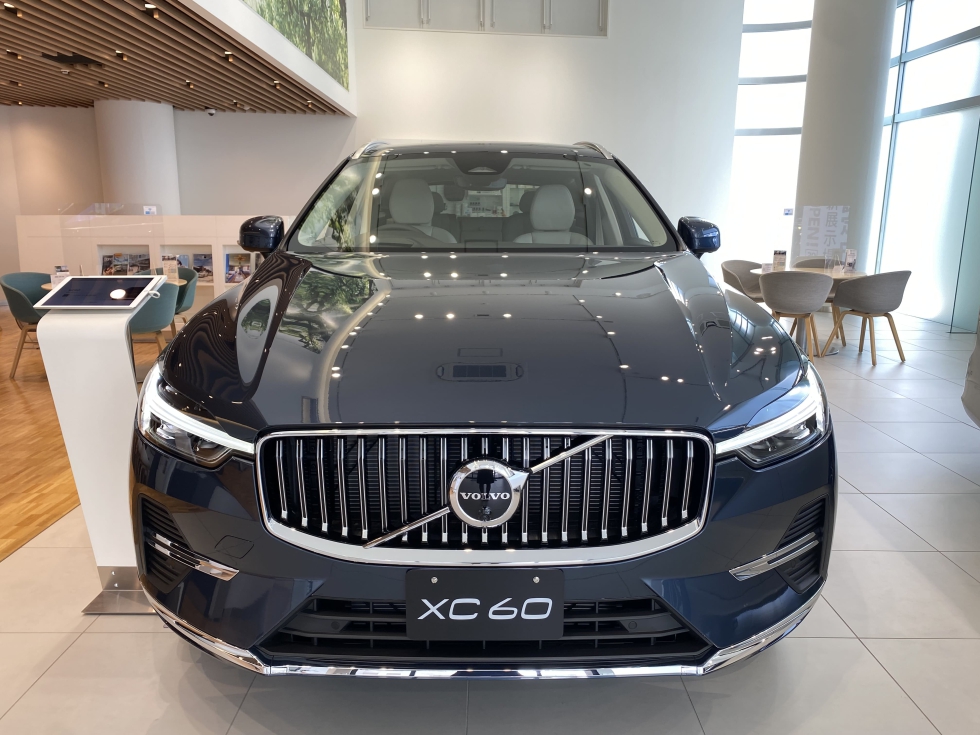 展示車紹介- XC60 B5 AWD INSCRIPTION- | ボルボ・カー 練馬